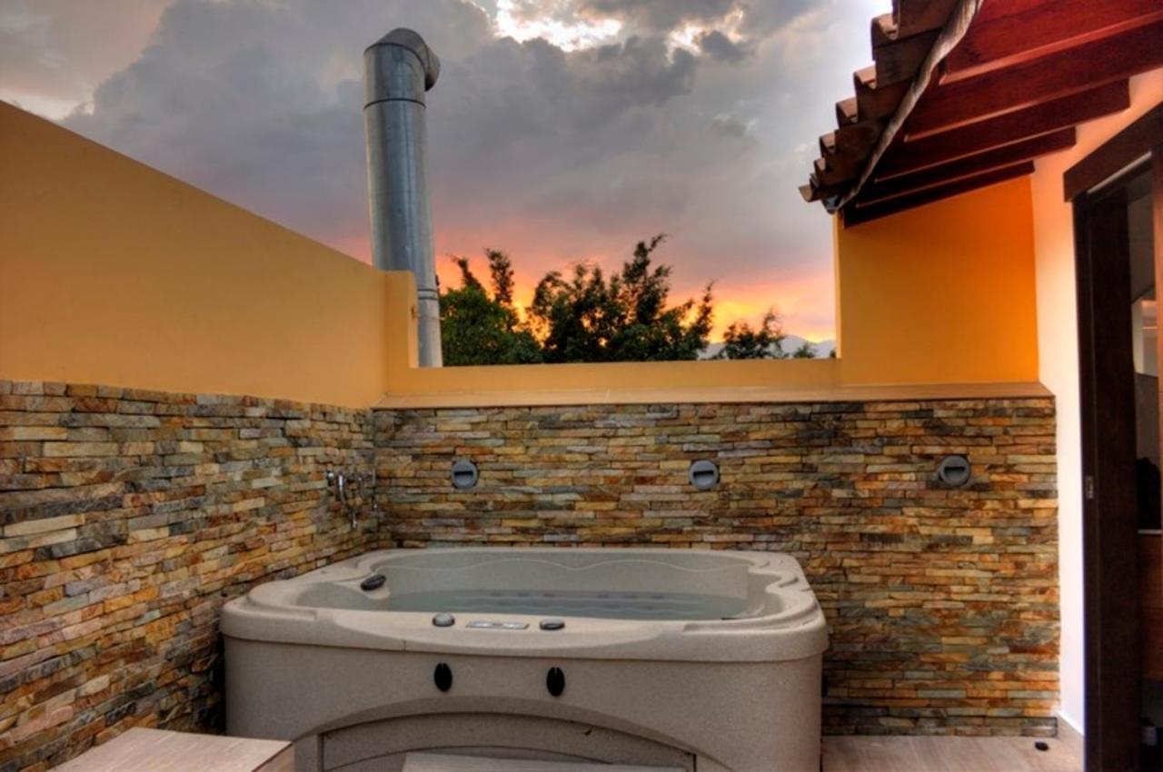 Apartamento Lleras Ac Hot Tub Медельїн Екстер'єр фото